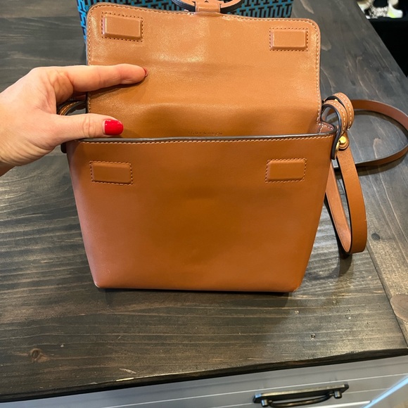 Tory Burch Miller Metal  Crossbody Bag - Picture 14 of 16